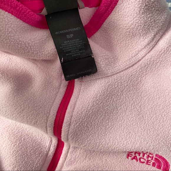 the North Face Quarter Zip - Picture 6 of 6